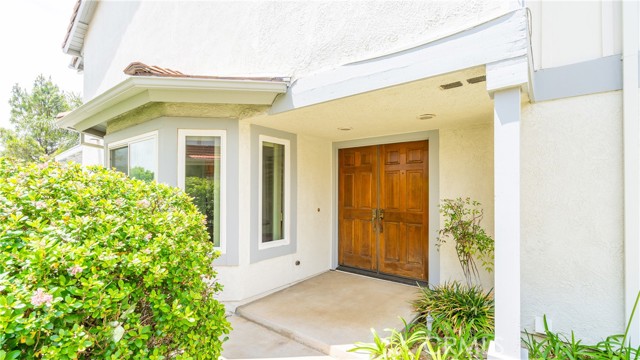 19448 Crystal Ridge Lane, Porter Ranch CA: https://media.crmls.org/medias/c17990f1-e8b9-461b-8f8a-d5dc5cb38d37.jpg