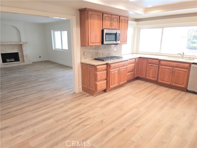 Detail Gallery Image 9 of 47 For 1013 Cannonade Cir, Costa Mesa,  CA 92626 - 5 Beds | 3 Baths