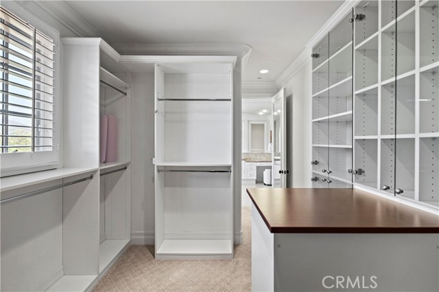 2535 Bronzewood Drive, Tustin CA: https://media.crmls.org/medias/c17bbf53-8fd5-4b30-b9cc-085cda905918.jpg