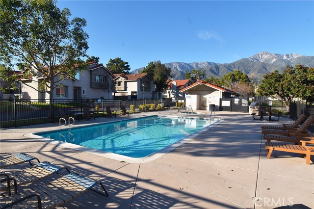 Detail Gallery Image 16 of 17 For 9872 Highland #B,  Rancho Cucamonga,  CA 91737 - 2 Beds | 2 Baths