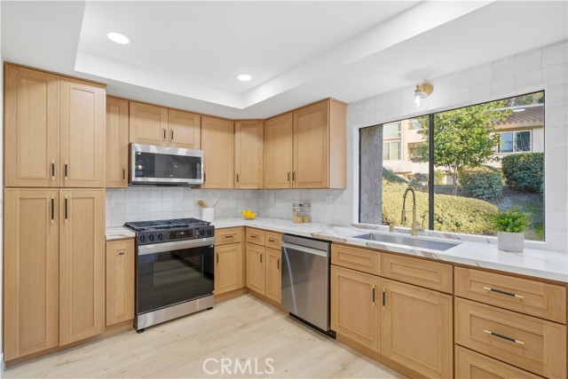 Detail Gallery Image 21 of 54 For 26542 Azuer, Mission Viejo,  CA 92691 - 3 Beds | 3 Baths