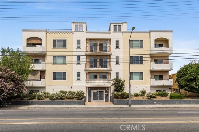 15435 Vanowen ST Unit: 210