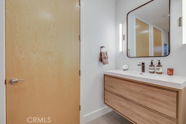 Detail Gallery Image 50 of 66 For 395 E 4th #41 St, Long Beach,  CA 90802 - 1 Beds | 2 Baths