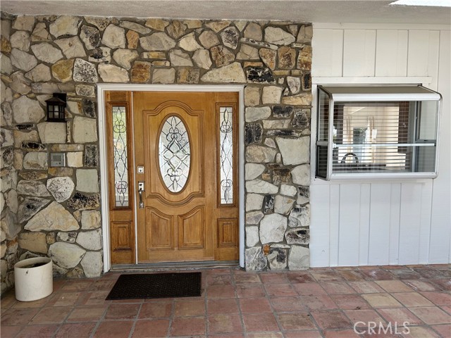 Detail Gallery Image 2 of 30 For 24010 Hatteras, Woodland Hills,  CA 91367 - 4 Beds | 2 Baths