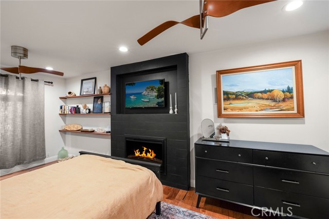 Detail Gallery Image 18 of 52 For 500 Cagney Ln #106,  Newport Beach,  CA 92663 - 1 Beds | 1 Baths