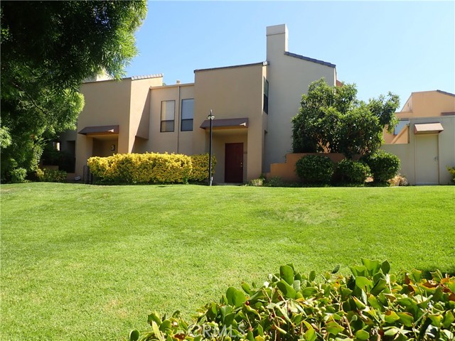 4275 Las Virgenes Road, Calabasas CA: https://media.crmls.org/medias/c17e3796-d713-4bc9-a87a-e8f765b8ef35.jpg