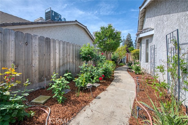 Detail Gallery Image 35 of 35 For 335 Mckelvy, Clovis,  CA 93611 - 4 Beds | 2 Baths