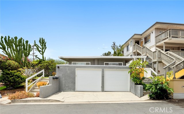 256 Avenida Madrid, San Clemente CA: https://media.crmls.org/medias/c17e971c-526d-4c02-9c0a-e65642f3991b.jpg