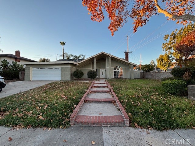 25715 Mariposa Street