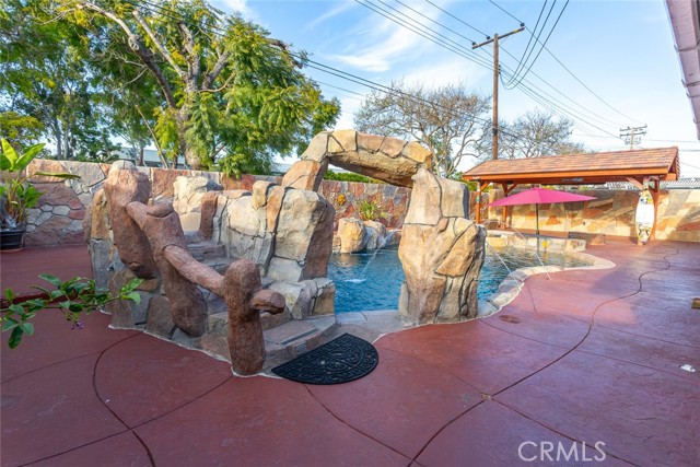 Detail Gallery Image 28 of 32 For 3101 Ruth Elaine Dr, Los Alamitos,  CA 90720 - 4 Beds | 2 Baths