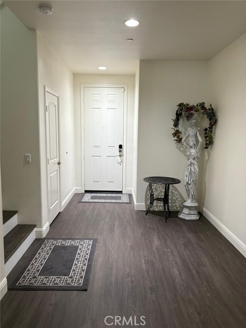 Detail Gallery Image 7 of 36 For 6111 Peregrine Dr, Jurupa Valley,  CA 91752 - 7 Beds | 4/1 Baths