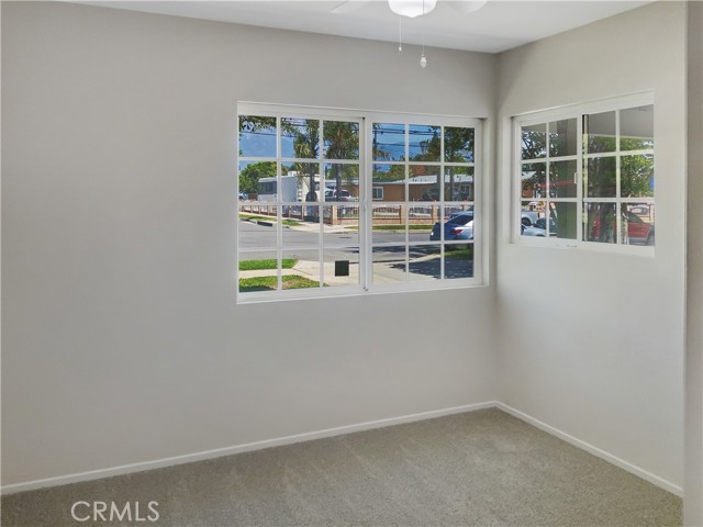 Detail Gallery Image 9 of 22 For 940 E 5th St, Ontario,  CA 91764 - 3 Beds | 2 Baths