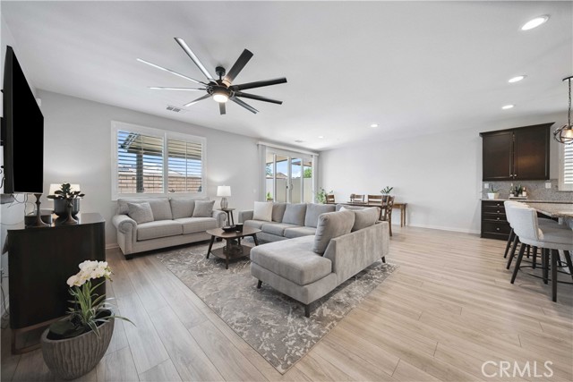 Detail Gallery Image 13 of 43 For 30714 Gazing Star Lane, Murrieta,  CA 92563 - 3 Beds | 2 Baths