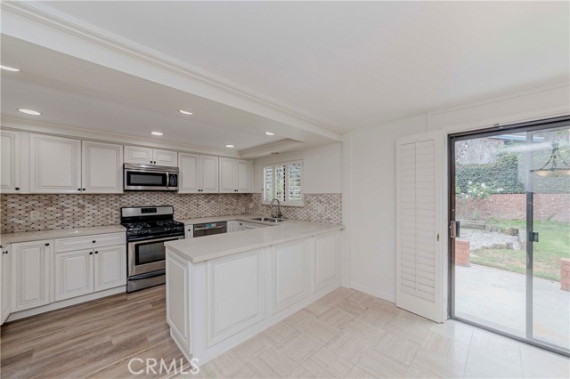 Detail Gallery Image 19 of 58 For 1113 Steinhart Ave, Redondo Beach,  CA 90278 - 3 Beds | 3 Baths