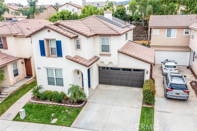 212 Lydia Ln, Corona, CA 92882