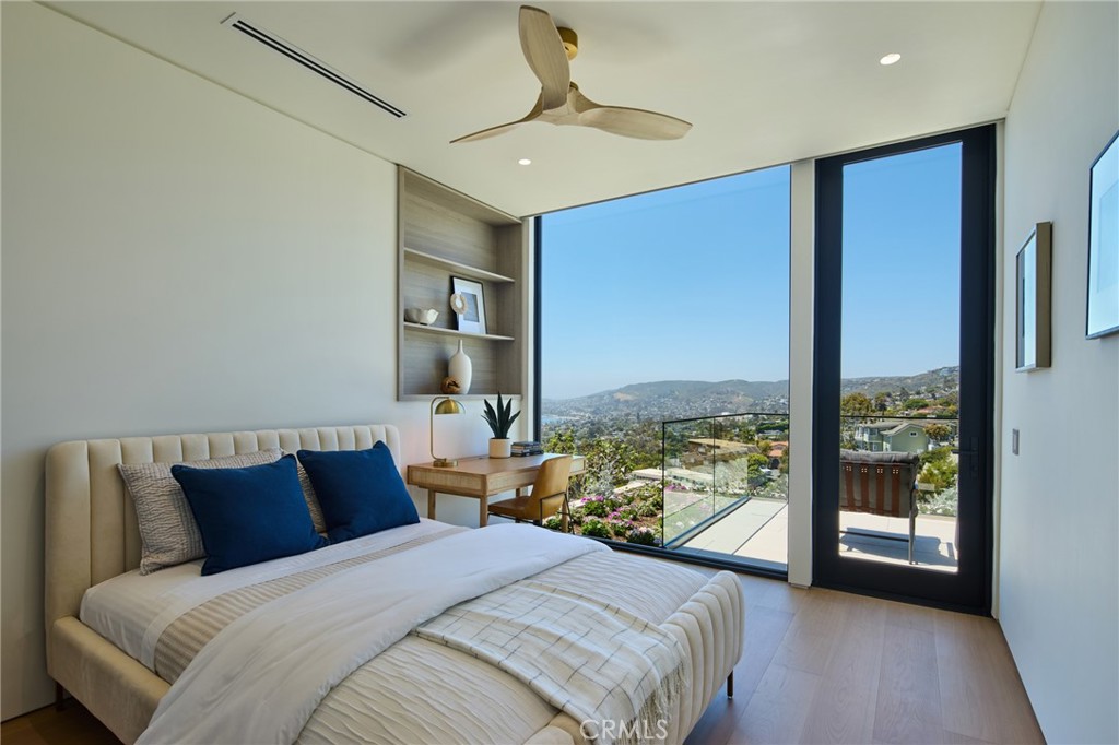 MLS #OC25242053 image #32