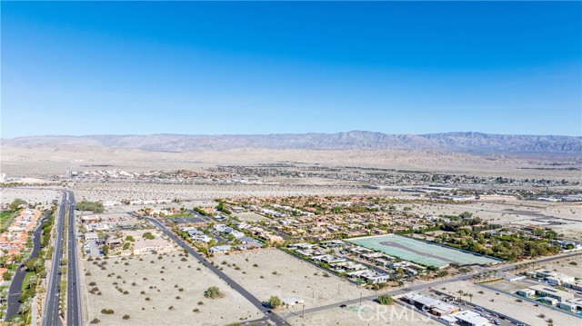 72094 Ginger Rogers, Rancho Mirage CA: https://media.crmls.org/medias/c1829ffe-09ea-45e5-8944-3515ac6f4a55.jpg