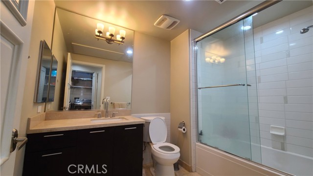 311 Caruso Avenue, Glendale CA: https://media.crmls.org/medias/c1832b33-8e38-4c79-a389-b7dae53793f2.jpg