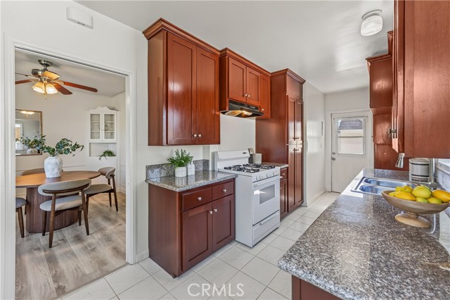 Detail Gallery Image 14 of 49 For 10818 Loch Avon, Whittier,  CA 90606 - 3 Beds | 2 Baths