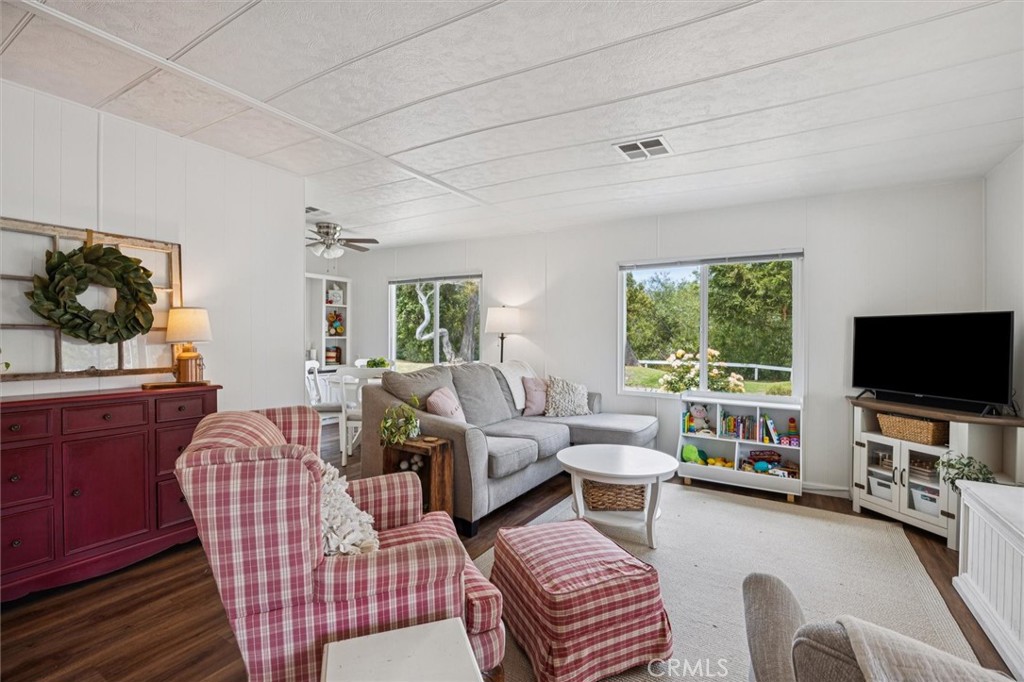 MLS #SC25120058 image #4