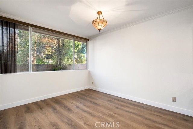 Detail Gallery Image 7 of 19 For 4487 Colbath #101,  Sherman Oaks,  CA 91423 - 1 Beds | 1 Baths