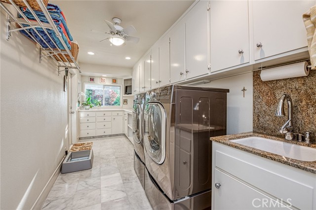 6695 N Van Ness Boulevard, Fresno CA: https://media.crmls.org/medias/c184bb4a-10a5-4716-ad5b-6079b88d1580.jpg