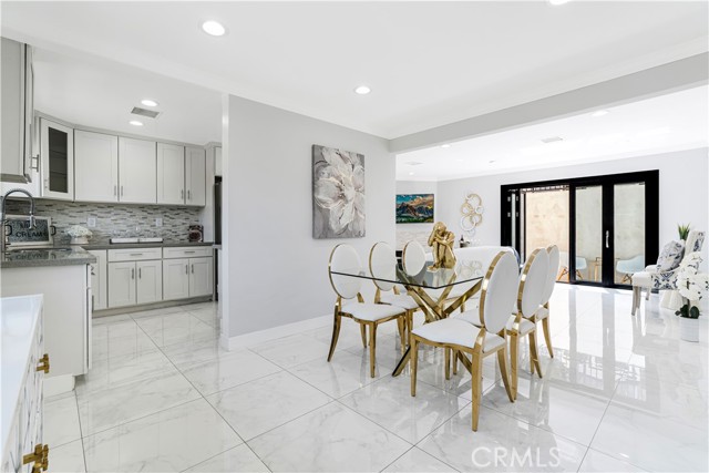Detail Gallery Image 9 of 52 For 1440 Holbrook St, Eagle Rock,  CA 90041 - 3 Beds | 3/1 Baths