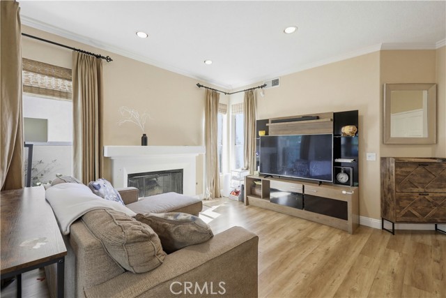 Detail Gallery Image 5 of 47 For 29 Blazewood, Lake Forest,  CA 92610 - 3 Beds | 2/1 Baths