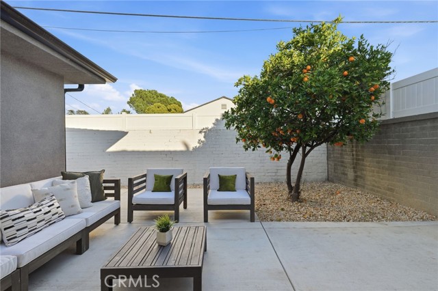 Detail Gallery Image 63 of 74 For 2140 N Rose St, Burbank,  CA 91505 - 5 Beds | 3/1 Baths