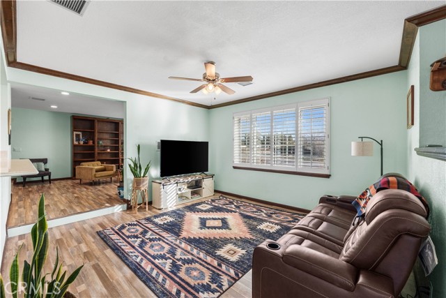 Detail Gallery Image 9 of 75 For 2651 W Avenue N12, Palmdale,  CA 93551 - 5 Beds | 4 Baths