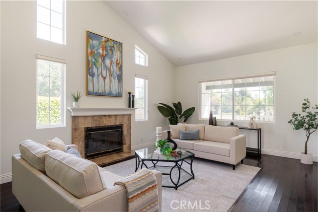 Detail Gallery Image 6 of 51 For 24589 Lola, Newhall,  CA 91321 - 5 Beds | 3 Baths