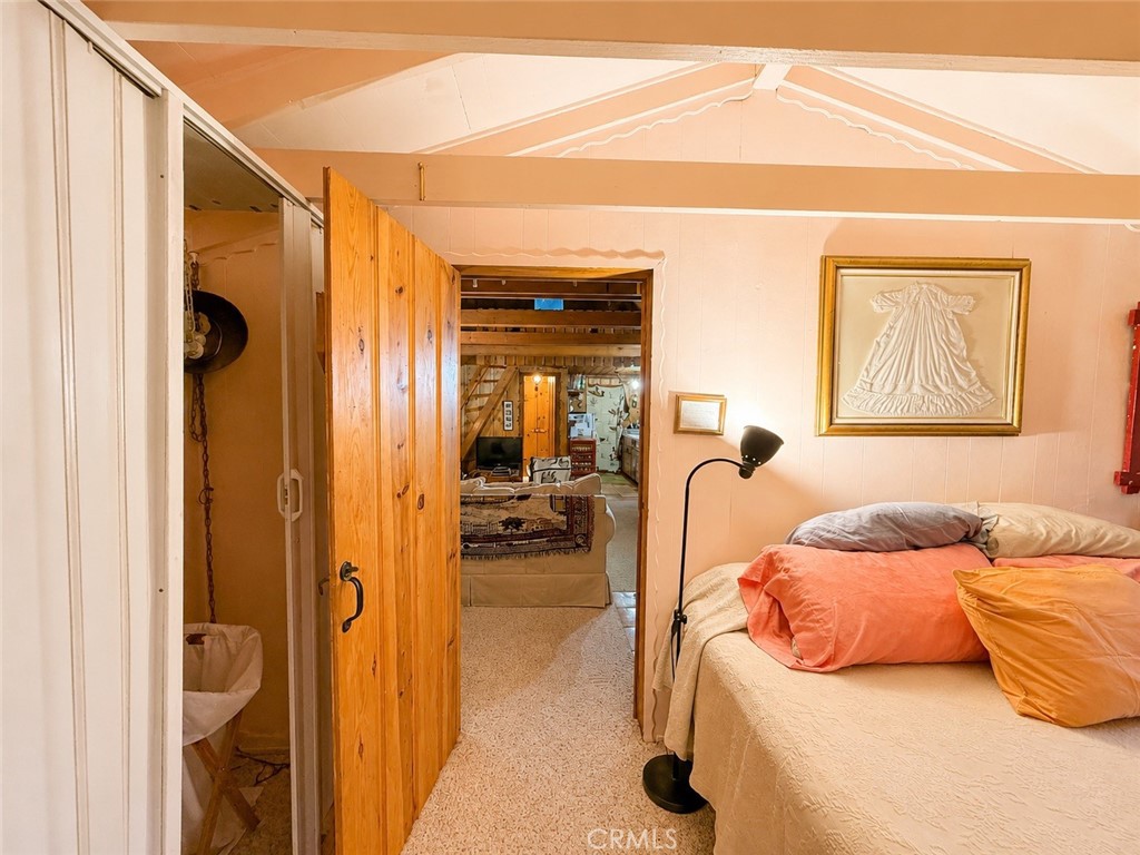 https://media.crmls.org/medias/c1886f5a-b748-451b-a2ed-7480d101ea95.jpg?preset=X-Large