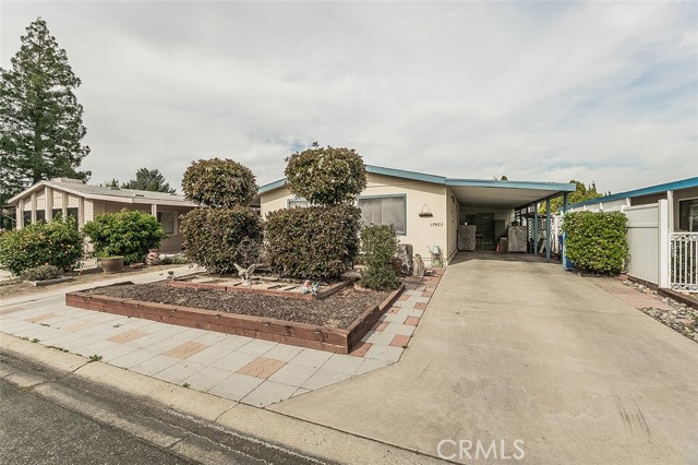 Image 36 of 41 For 17423 Bluewater Bay Lane