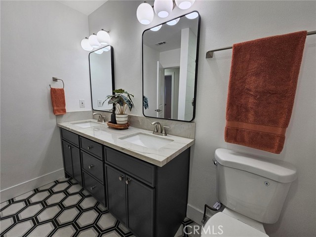 Detail Gallery Image 18 of 25 For 5837 E Gossamer St, Long Beach,  CA 90808 - 3 Beds | 2 Baths