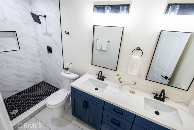 Detail Gallery Image 32 of 36 For 7710 S Halldale Ave, Los Angeles,  CA 90047 - 3 Beds | 2 Baths