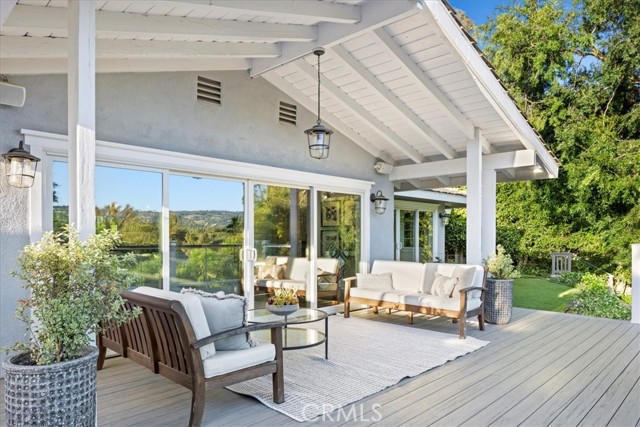 4224 Via Pinzon, Palos Verdes Estates, California 90274, 5 Bedrooms Bedrooms, ,2 BathroomsBathrooms,Residential,Sold,Via Pinzon,SB22098109