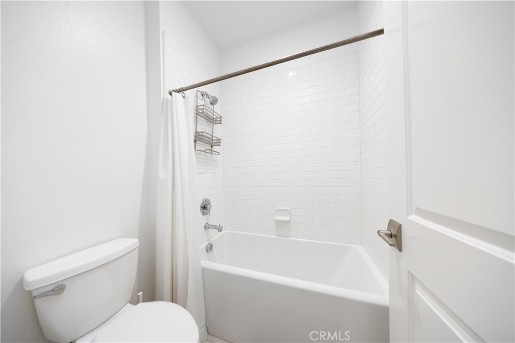 MLS #OC25171450 img 24