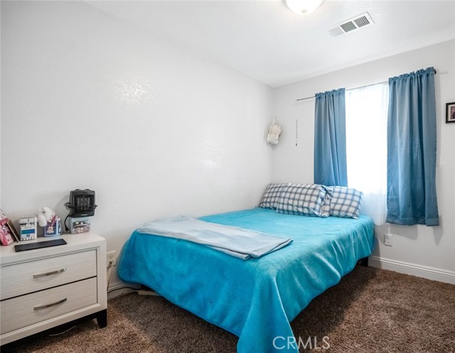 Detail Gallery Image 10 of 17 For 2023 Garvey, Corcoran,  CA 93212 - 5 Beds | 3 Baths