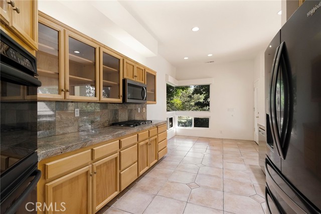 Detail Gallery Image 18 of 75 For 3185 via Casita Pl, Chico,  CA 95928 - 3 Beds | 3/1 Baths