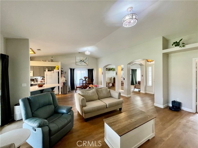 Detail Gallery Image 7 of 21 For 443 S Park, Kerman,  CA 93630 - 4 Beds | 2 Baths