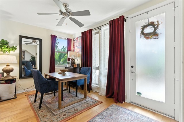 Detail Gallery Image 3 of 23 For 5512 W 149th Pl #7,  Hawthorne,  CA 90250 - 2 Beds | 2 Baths