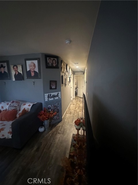 12700 Elliott Avenue, El Monte CA: https://media.crmls.org/medias/c19057ae-37ac-4ef2-b7b7-4a6428711ab5.jpg