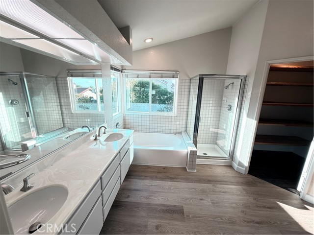 Detail Gallery Image 28 of 54 For 2450 via Pacifica, Corona,  CA 92882 - 4 Beds | 3 Baths