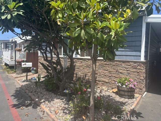 6550 Ponto Drive, Carlsbad CA: https://media.crmls.org/medias/c19196c7-e529-4b66-a5bf-5e4adc492b74.jpg