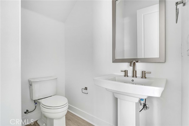 27409 Creekwood Lane, Valencia CA: https://media.crmls.org/medias/c1920670-03c6-4508-9e2d-cbe7064db457.jpg