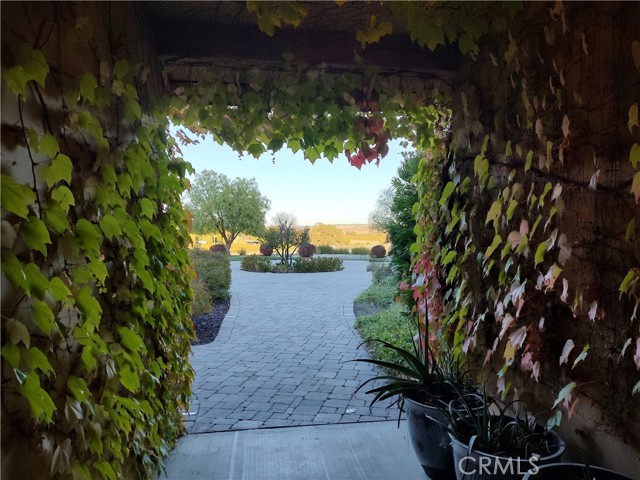 Detail Gallery Image 3 of 41 For 880 Tracy, Templeton,  CA 93465 - 4 Beds | 3/1 Baths