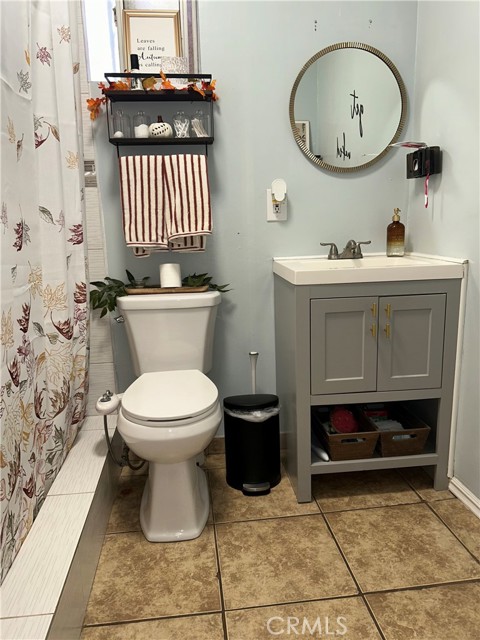 Detail Gallery Image 39 of 44 For 222 W 87th, Los Angeles,  CA 90003 - 3 Beds | 1 Baths