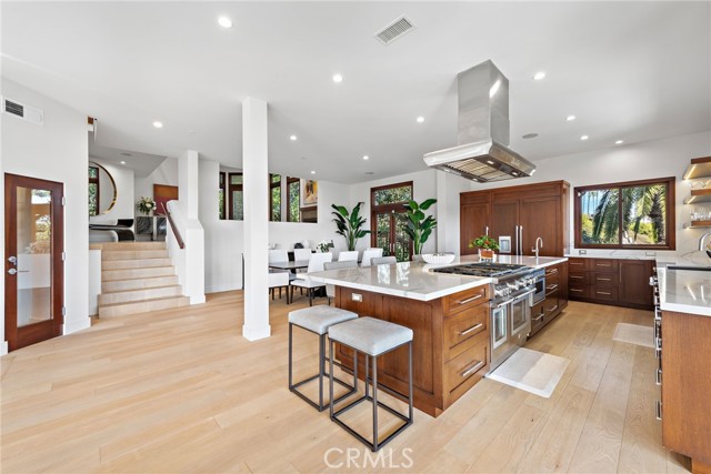 2907 Cliff Drive, Newport Beach CA: https://media.crmls.org/medias/c1941e32-8bb8-4239-8e37-e49f879a7042.jpg