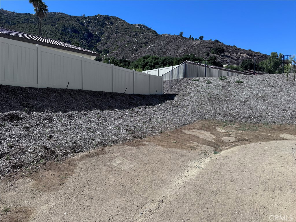 MLS #OC25239679 image #15