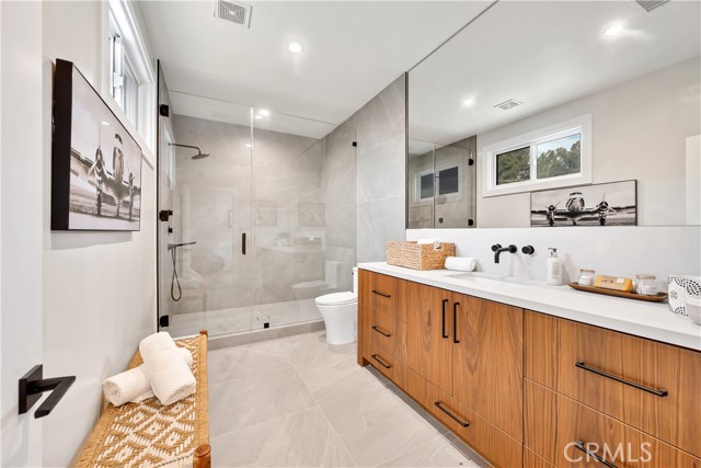 4609 Louise Avenue, Encino CA: https://media.crmls.org/medias/c1951d3c-7153-4466-bc5e-80fc7b0250ab.jpg